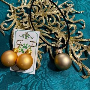 🎄New Christmas Bulb Earrings & Necklace Set